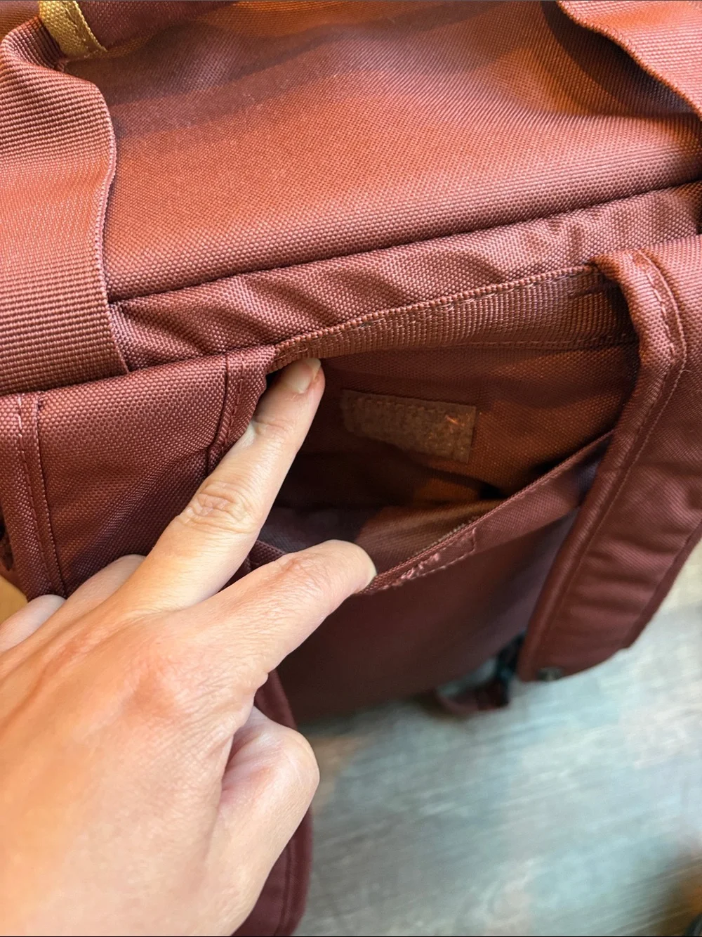 Eddie Bauer Bygone 20L Insulated Backpack Cooler Burgundy